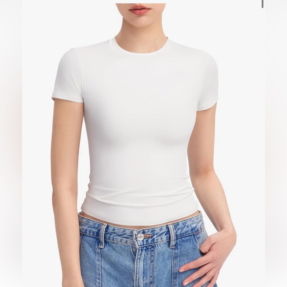 Classic White Pumiey Women's Top XL